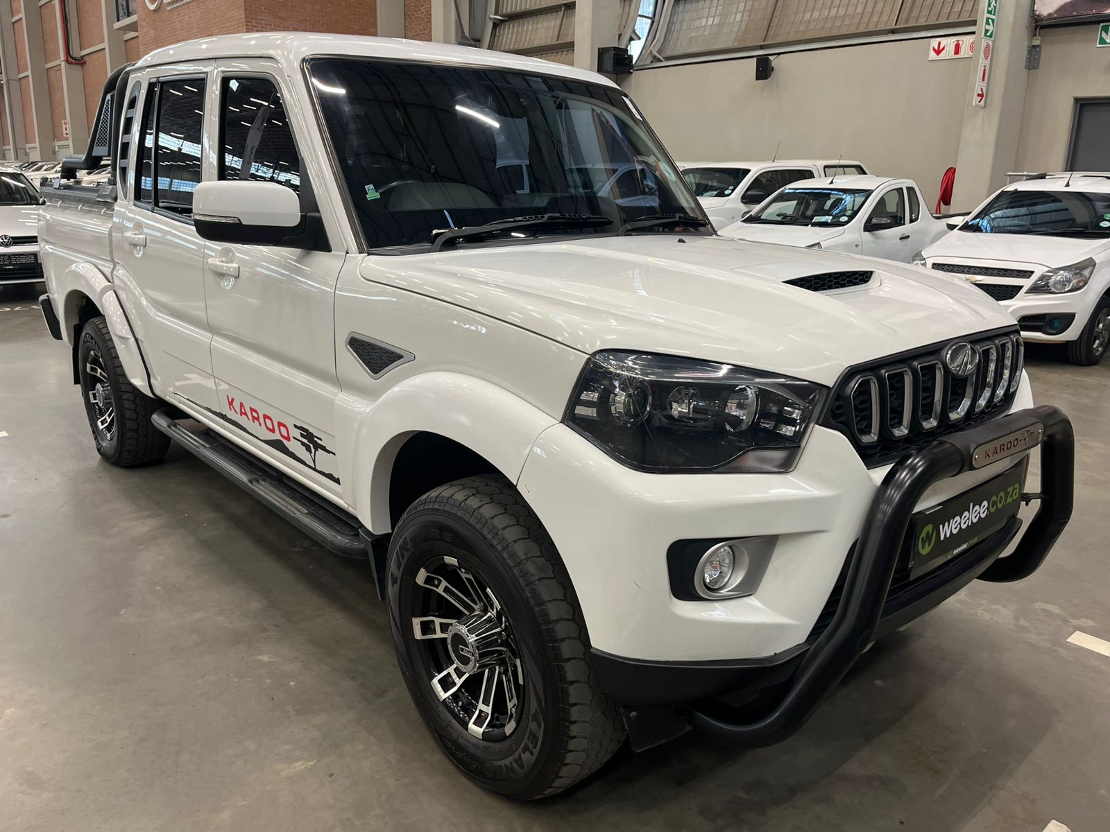 MAHINDRA PIK UP PIK UP 2.2 MHAWK S11 A/T P/U D/C